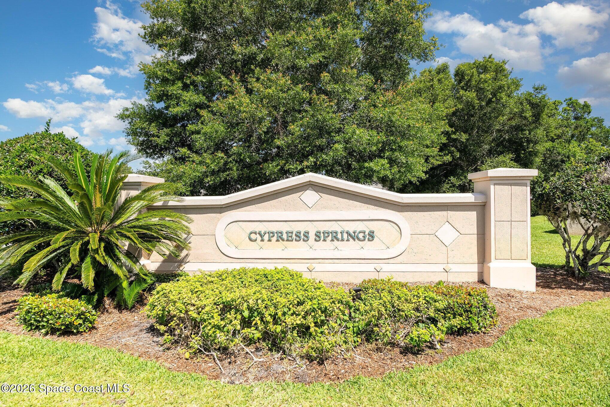 110 Colibri Way, Unit 106 Melbourne, FL 32901 - Photo 4 of 28 a sign that is on a street