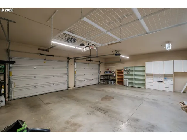 $235,000 | 698 Royalty Circle Northeast, Salem, OR 97301