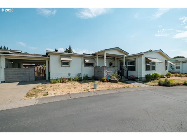 $235,000 | 698 Royalty Circle Northeast, Salem, OR 97301