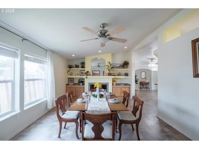 $235,000 | 698 Royalty Circle Northeast, Salem, OR 97301