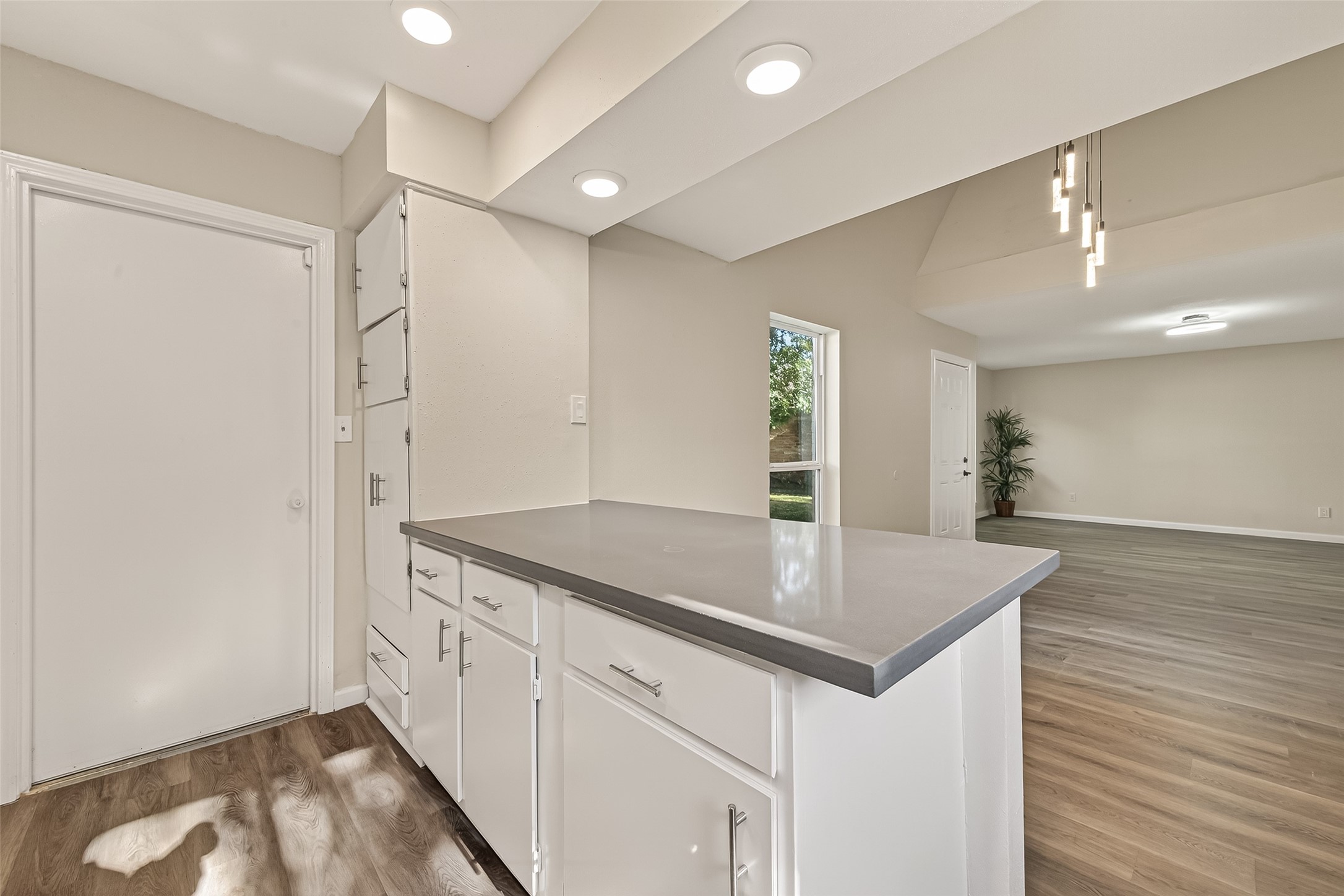 4450 Yupon Ridge Drive Houston, TX 77072 - Photo 19 of 37