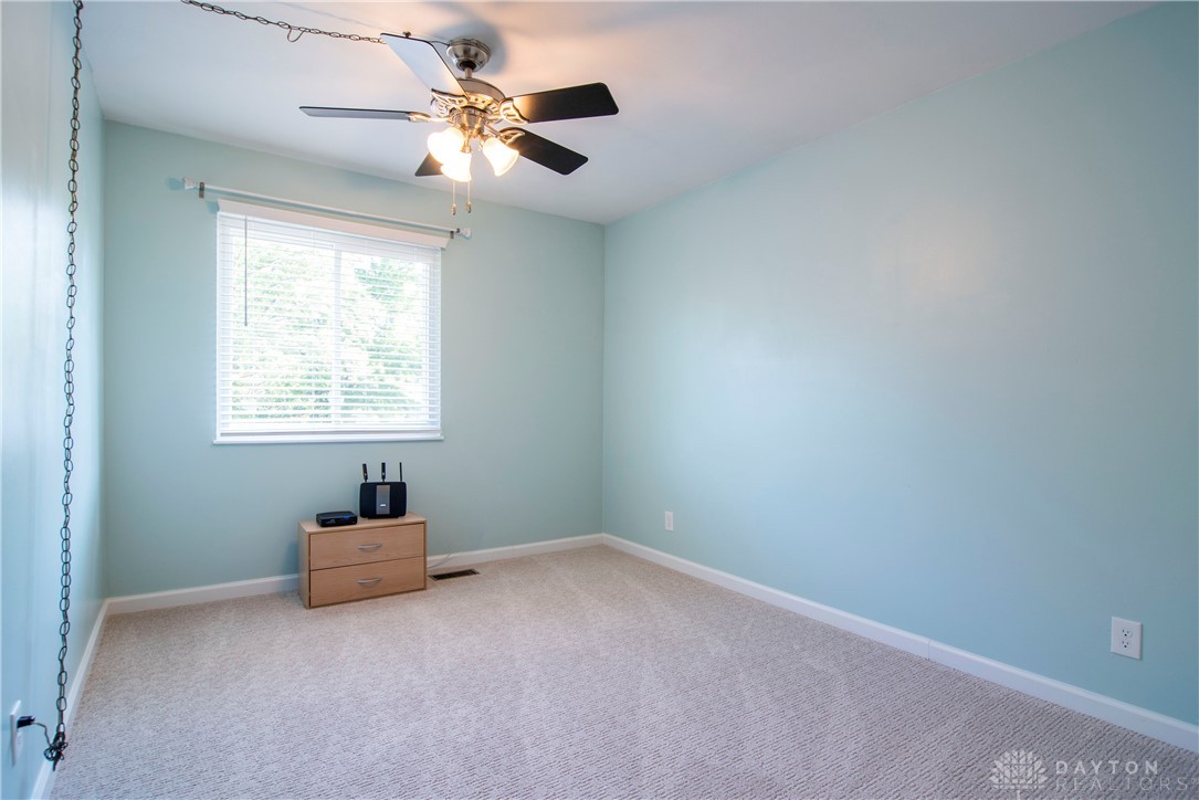 5860 Yorktown Court Riverside, OH 45431 - Photo 17 of 30