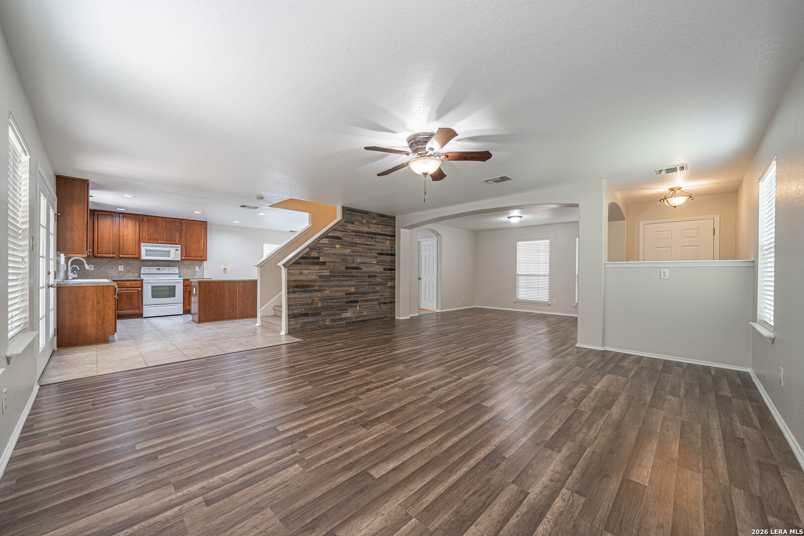 117 Rhew Place Cibolo, TX 78108 - Photo 7 of 35