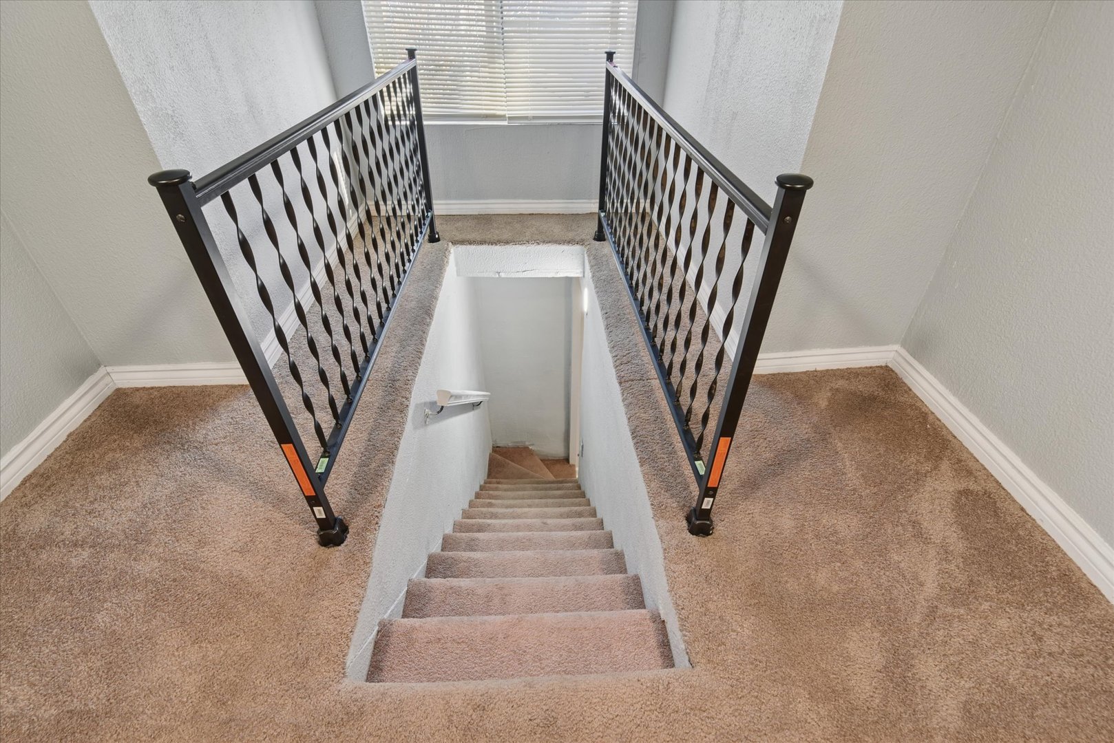 6511 South Vernon Avenue Chicago, IL 60637 - Photo 17 of 37