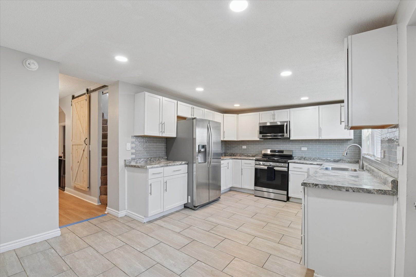 6511 South Vernon Avenue Chicago, IL 60637 - Photo 21 of 37