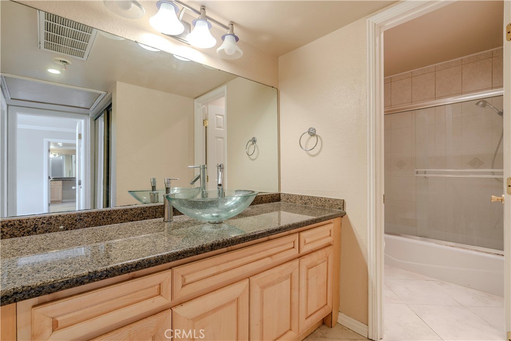 1620 Neil Armstrong Street, Unit 306 Montebello, CA 90640 - Photo 25 of 48
