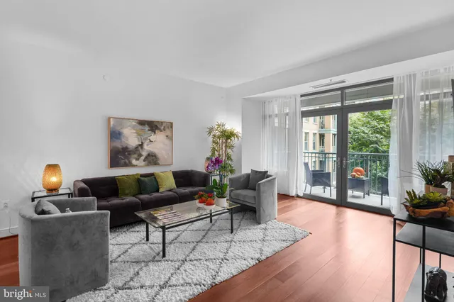 $950,000 | 2425 L Street Northwest, Unit 431, Washington, DC 20037