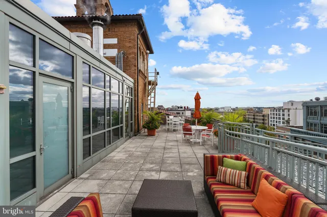 $950,000 | 2425 L Street Northwest, Unit 431, Washington, DC 20037