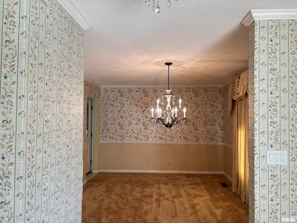 $420,000 | 3 Brock Lane, Murphysboro, IL 62966