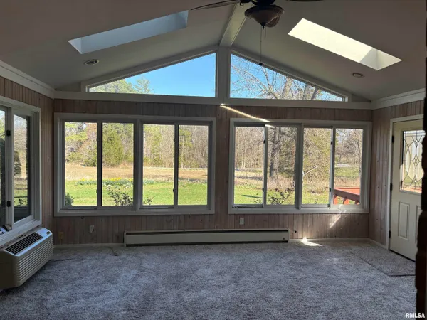 $420,000 | 3 Brock Lane, Murphysboro, IL 62966
