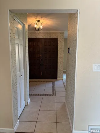 $420,000 | 3 Brock Lane, Murphysboro, IL 62966