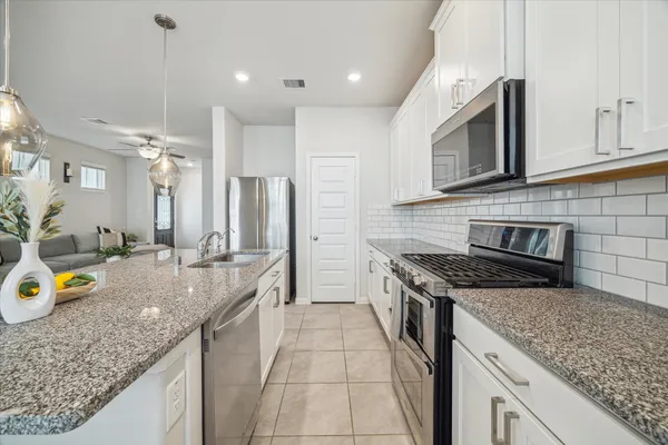 $2,850 | 1512 Parkland Oak Drive, Houston, TX 77084