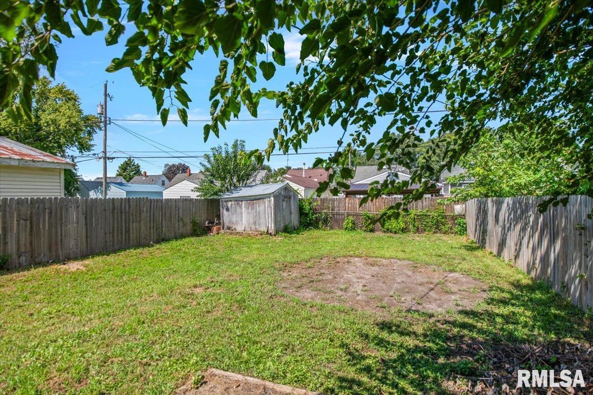 2257 East Converse Avenue Springfield, IL 62702 - Photo 23 of 28 Gallery Image 23