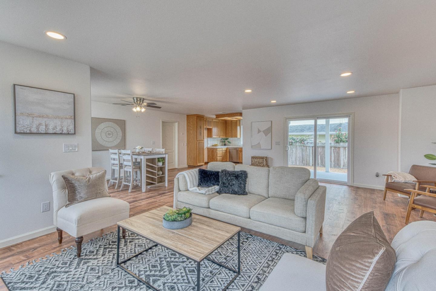172 Paddon Place Marina, CA 93933 - Photo 10 of 30