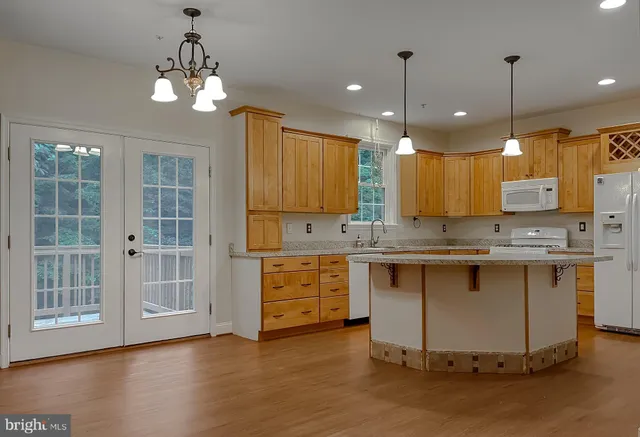 $2,600 | 46230 Sylvan Court, Lexington Park, MD 20653