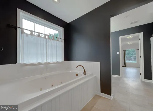 $2,600 | 46230 Sylvan Court, Lexington Park, MD 20653