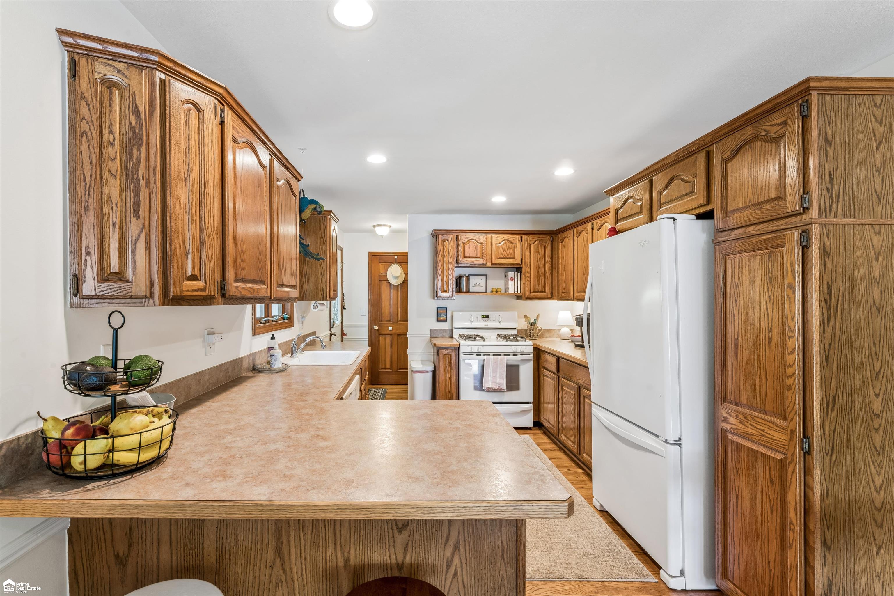 6300 Bullard Road Fenton, MI 48430 - Photo 11 of 47