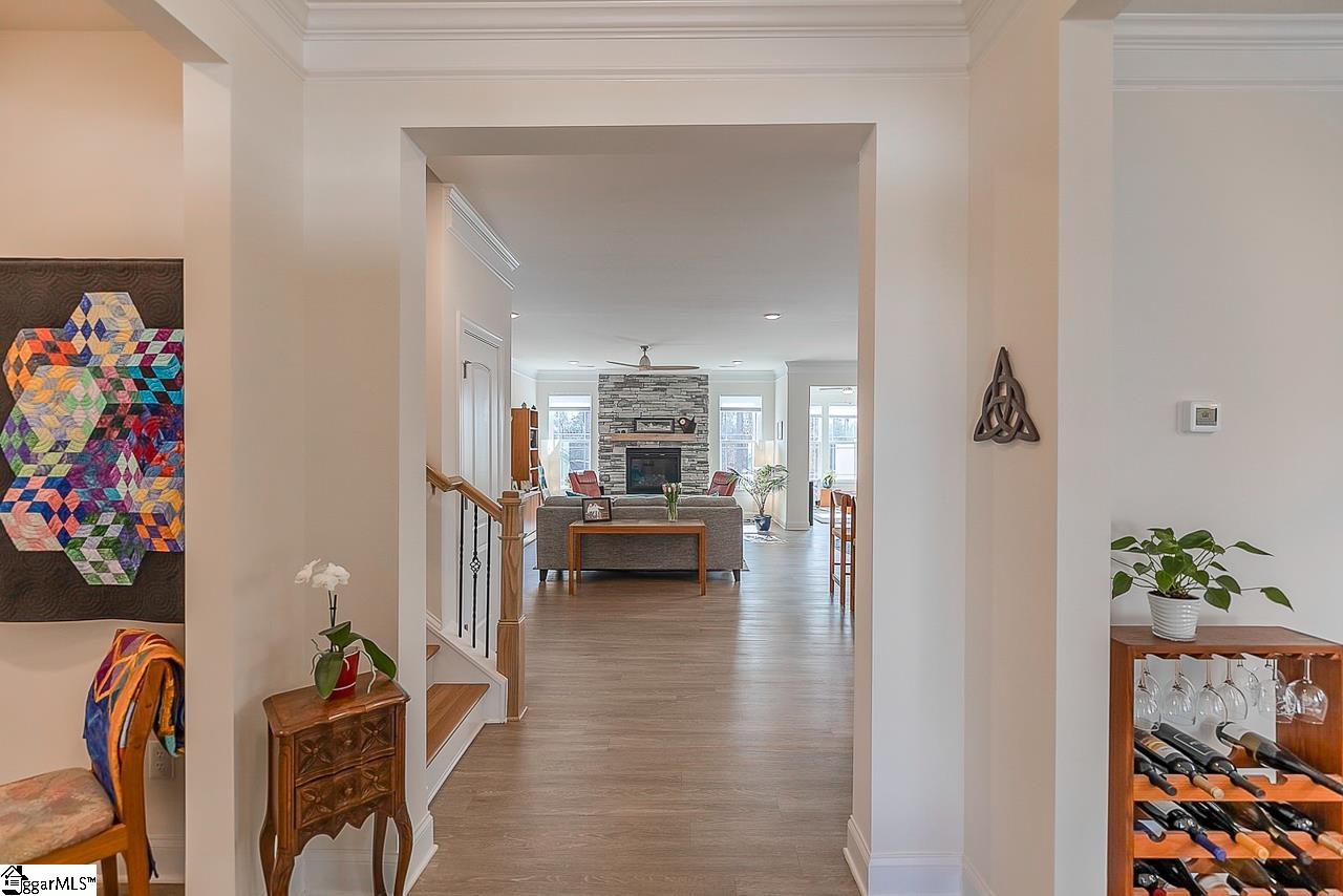 9 MacDee Way Greenville, SC 29607 - Photo 3 of 33 Gallery Image 3