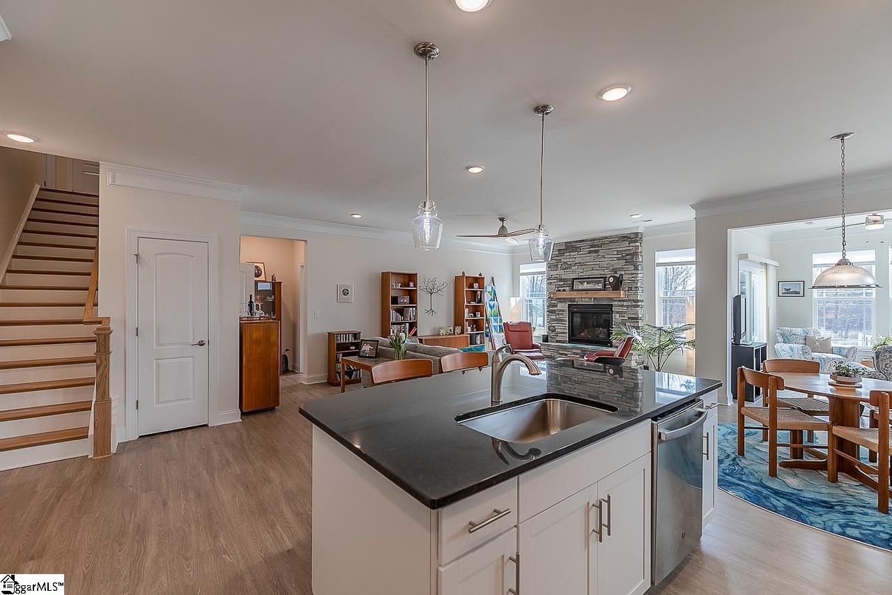 9 MacDee Way Greenville, SC 29607 - Photo 7 of 33 Gallery Image 7