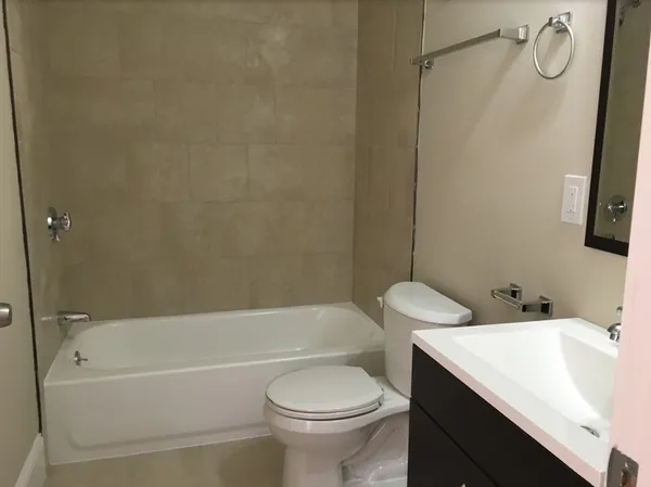 $4,095 | 295-297 Washington Street, Unit 295, Quincy, MA 02169