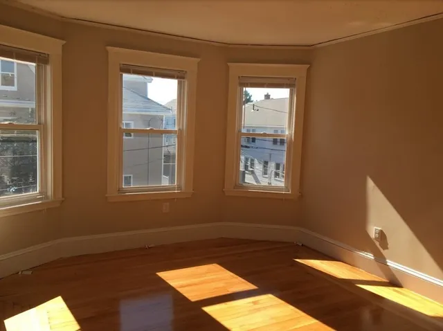$4,095 | 295-297 Washington Street, Unit 295, Quincy, MA 02169