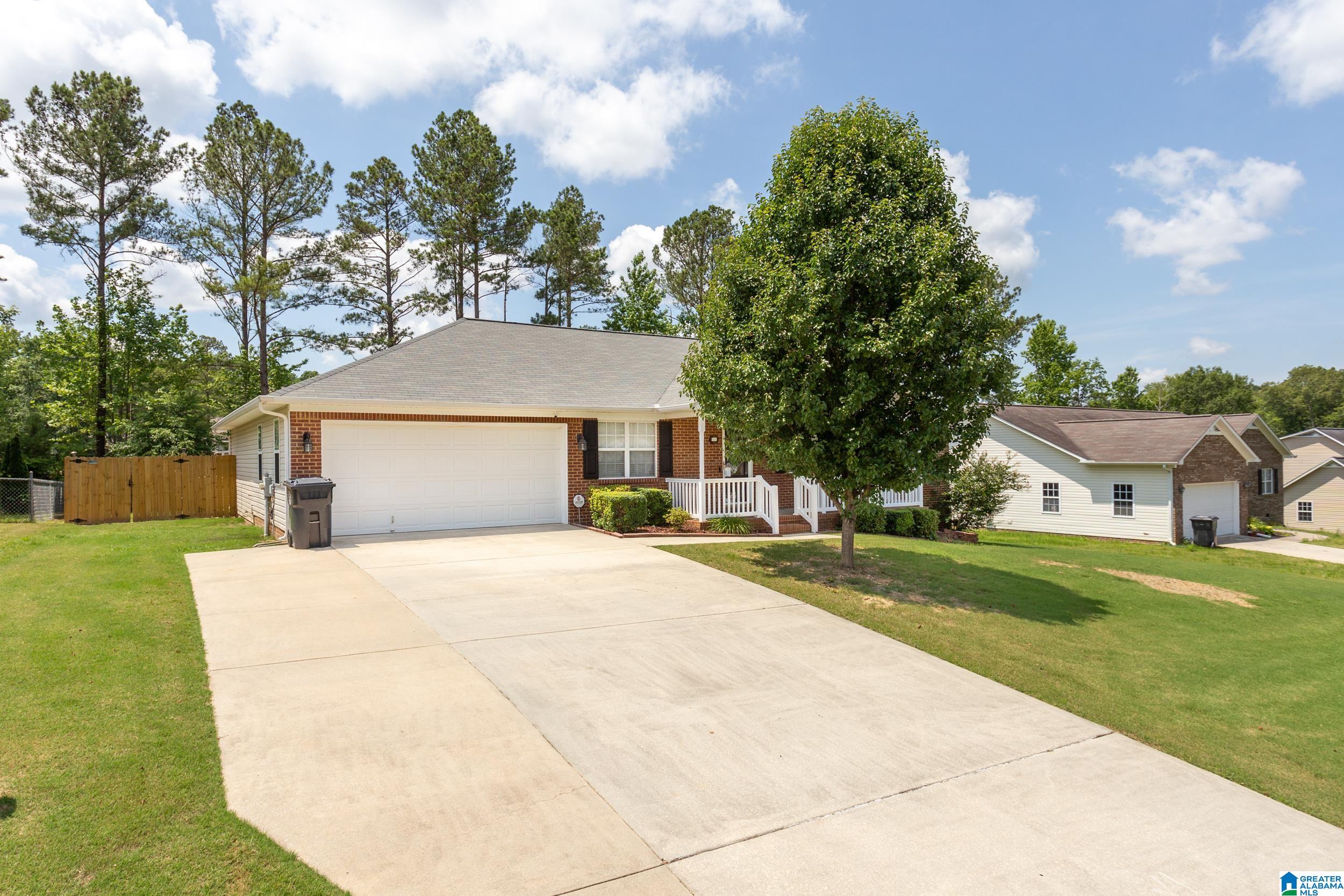 417 Twin Ridge Circle Lincoln, AL 35096 - Photo 2 of 34