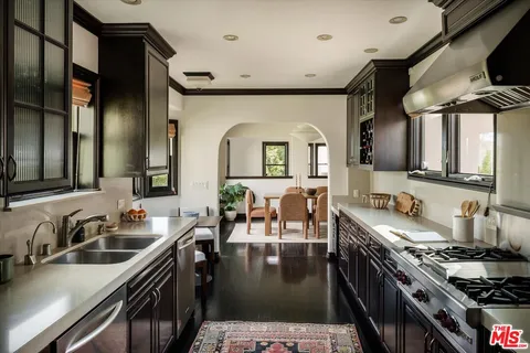 $2,497,000 | 4189 Holly Knoll Drive, Los Angeles, CA 90027