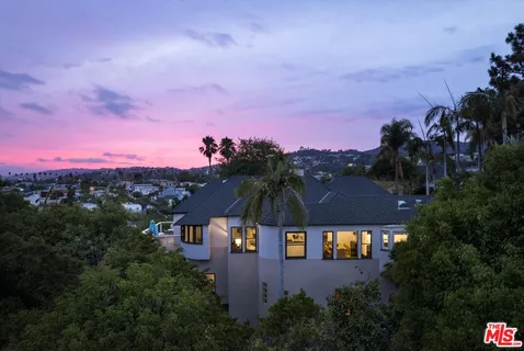 $2,497,000 | 4189 Holly Knoll Drive, Los Angeles, CA 90027