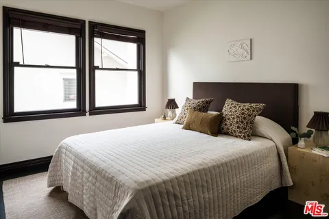 $2,497,000 | 4189 Holly Knoll Drive, Los Angeles, CA 90027