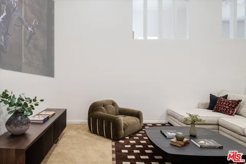 $2,497,000 | 4189 Holly Knoll Drive, Los Angeles, CA 90027