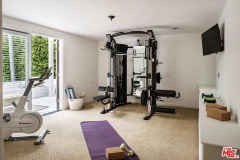 $2,497,000 | 4189 Holly Knoll Drive, Los Angeles, CA 90027