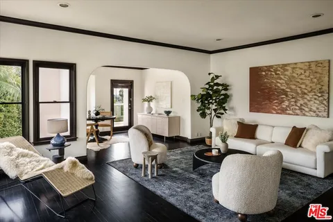 $2,497,000 | 4189 Holly Knoll Drive, Los Angeles, CA 90027
