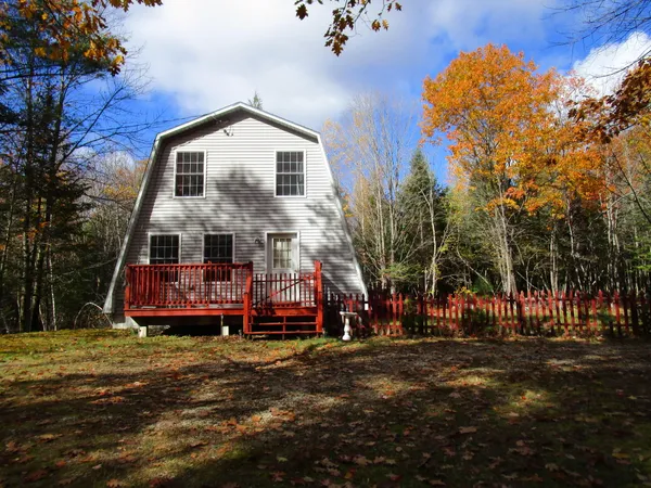 $285,000 | 11 Webber Farm Road, Paris, ME 04281
