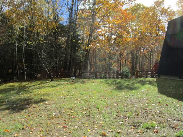 $285,000 | 11 Webber Farm Road, Paris, ME 04281