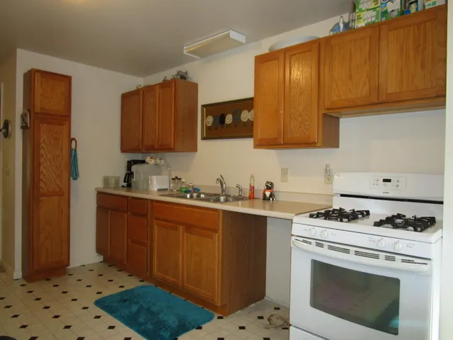 $285,000 | 11 Webber Farm Road, Paris, ME 04281