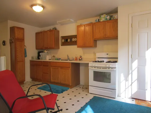 $285,000 | 11 Webber Farm Road, Paris, ME 04281