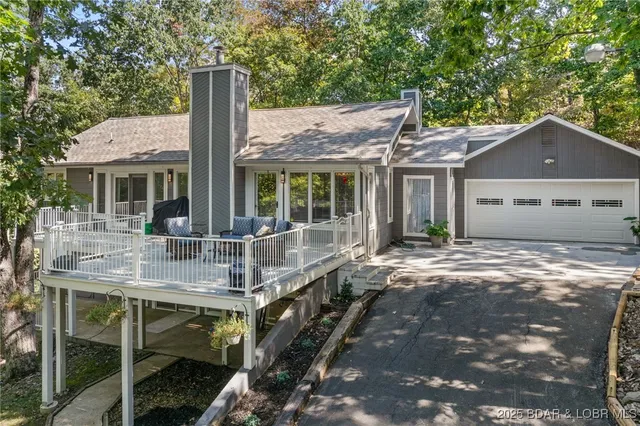 $455,000 | 758 Foxhead Shores Drive, Linn Creek, MO 65052