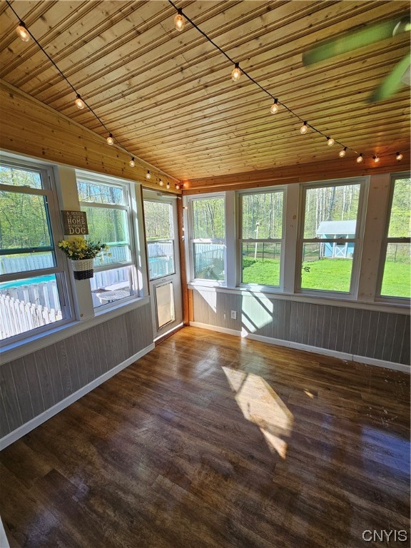 3124 County Rte 57 Volney, NY 13126 - Photo 16 of 31 Florida room