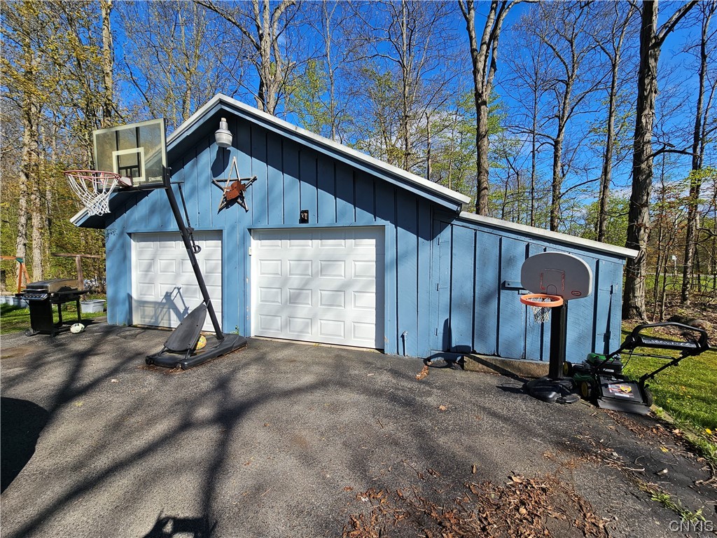 3124 County Rte 57 Volney, NY 13126 - Photo 3 of 31