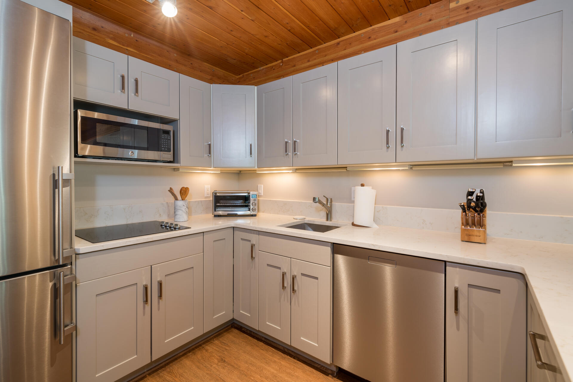 202 Picabo Street, Unit 201B Ketchum, ID 83340 - Photo 2 of 15 Kitchen...