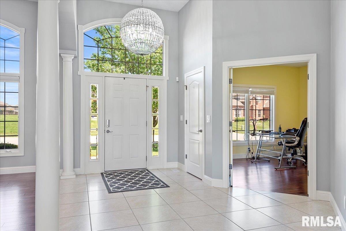 224 Grindstone Road Chatham, IL 62629 - Photo 7 of 56 Gallery Image 7