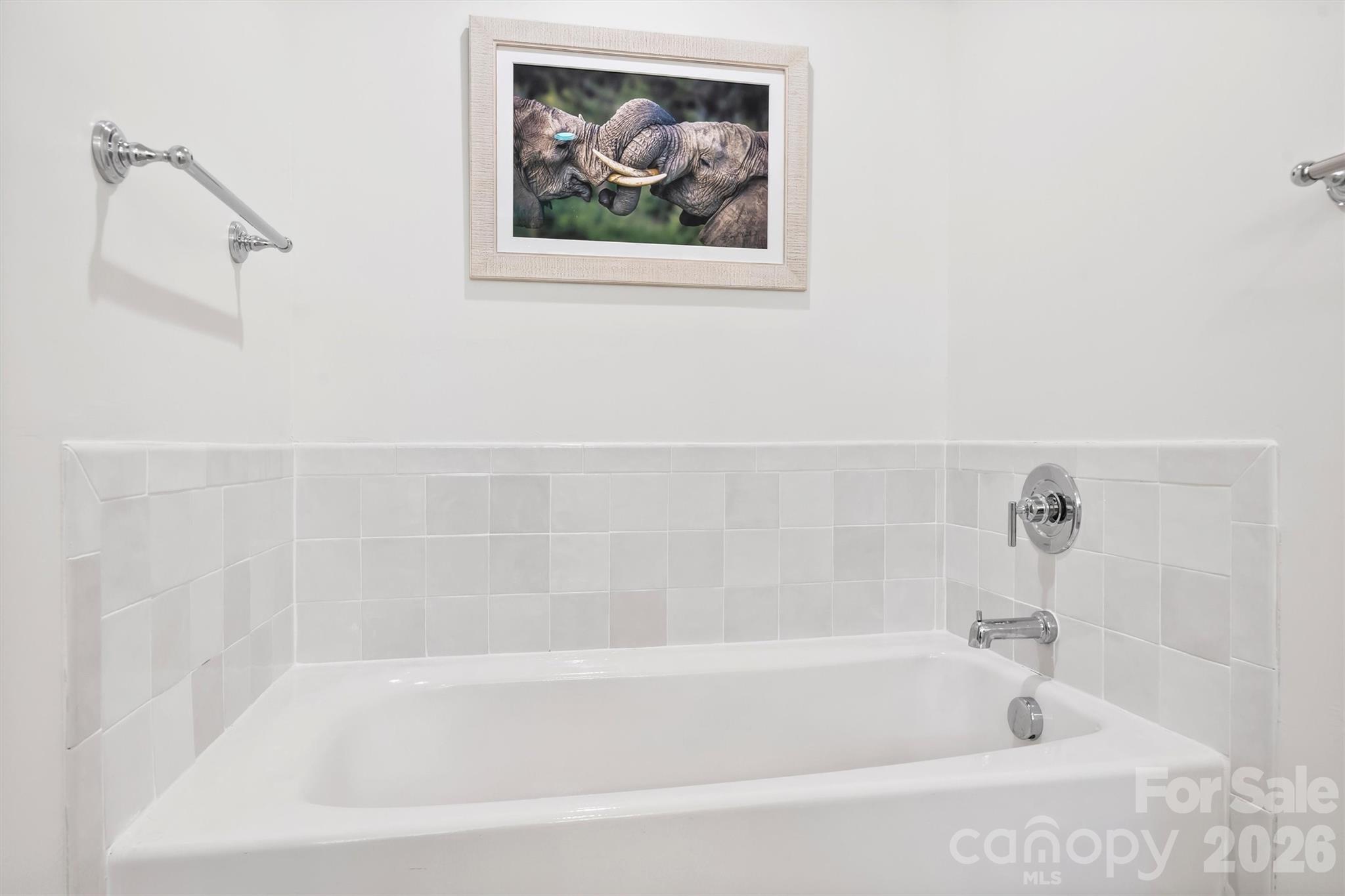 1320 Brook Road Charlotte, NC 28205 - Photo 16 of 37