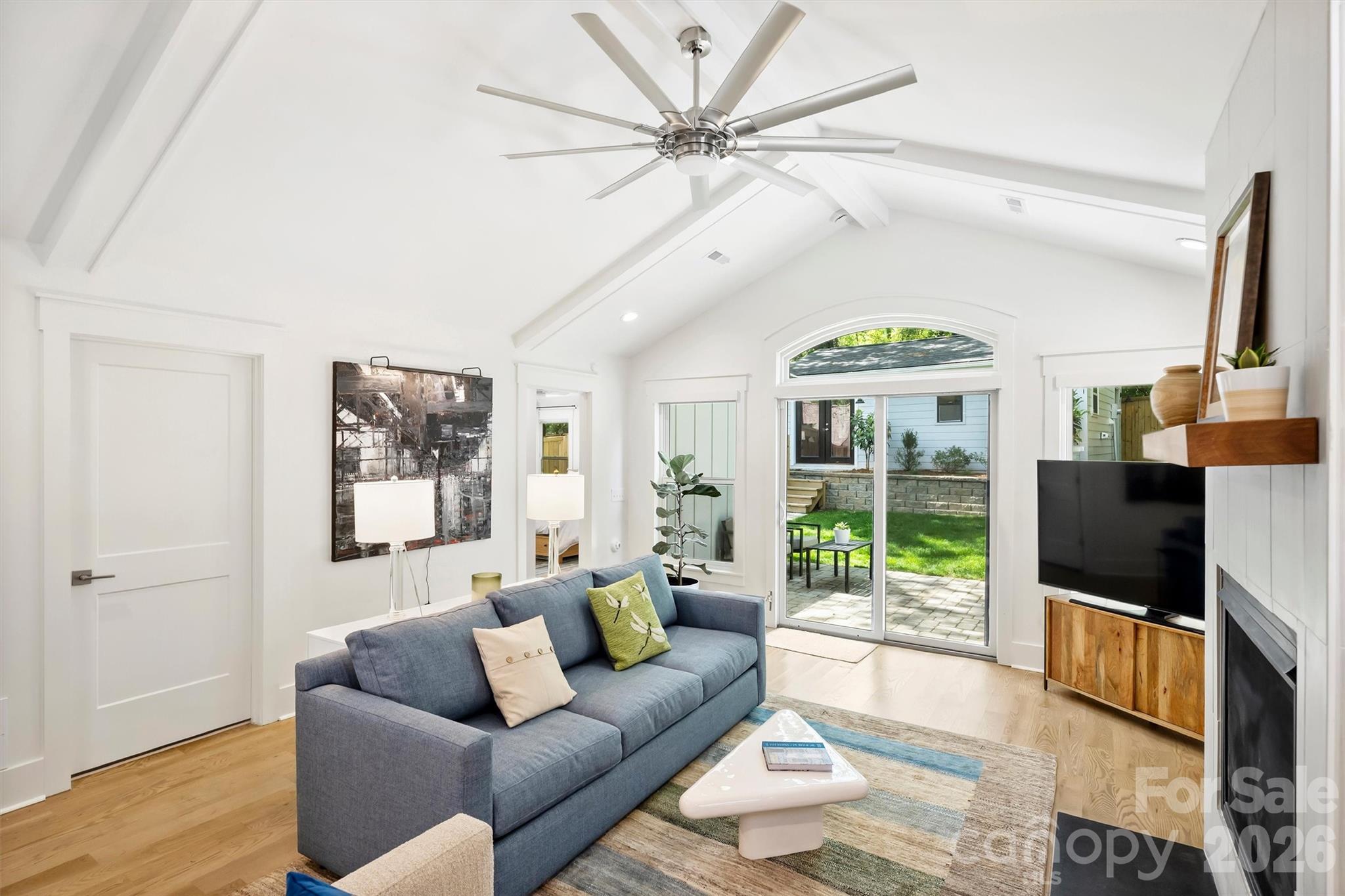 1320 Brook Road Charlotte, NC 28205 - Photo 18 of 37