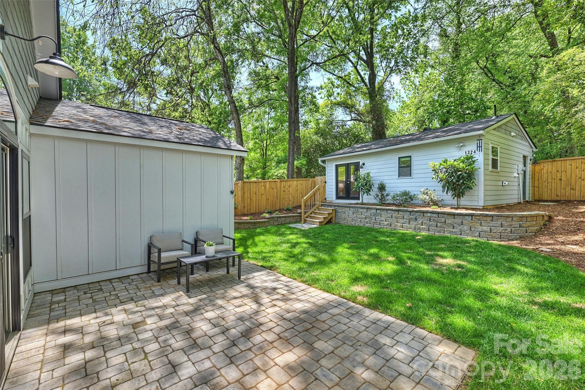 1320 Brook Road Charlotte, NC 28205 - Photo 19 of 37