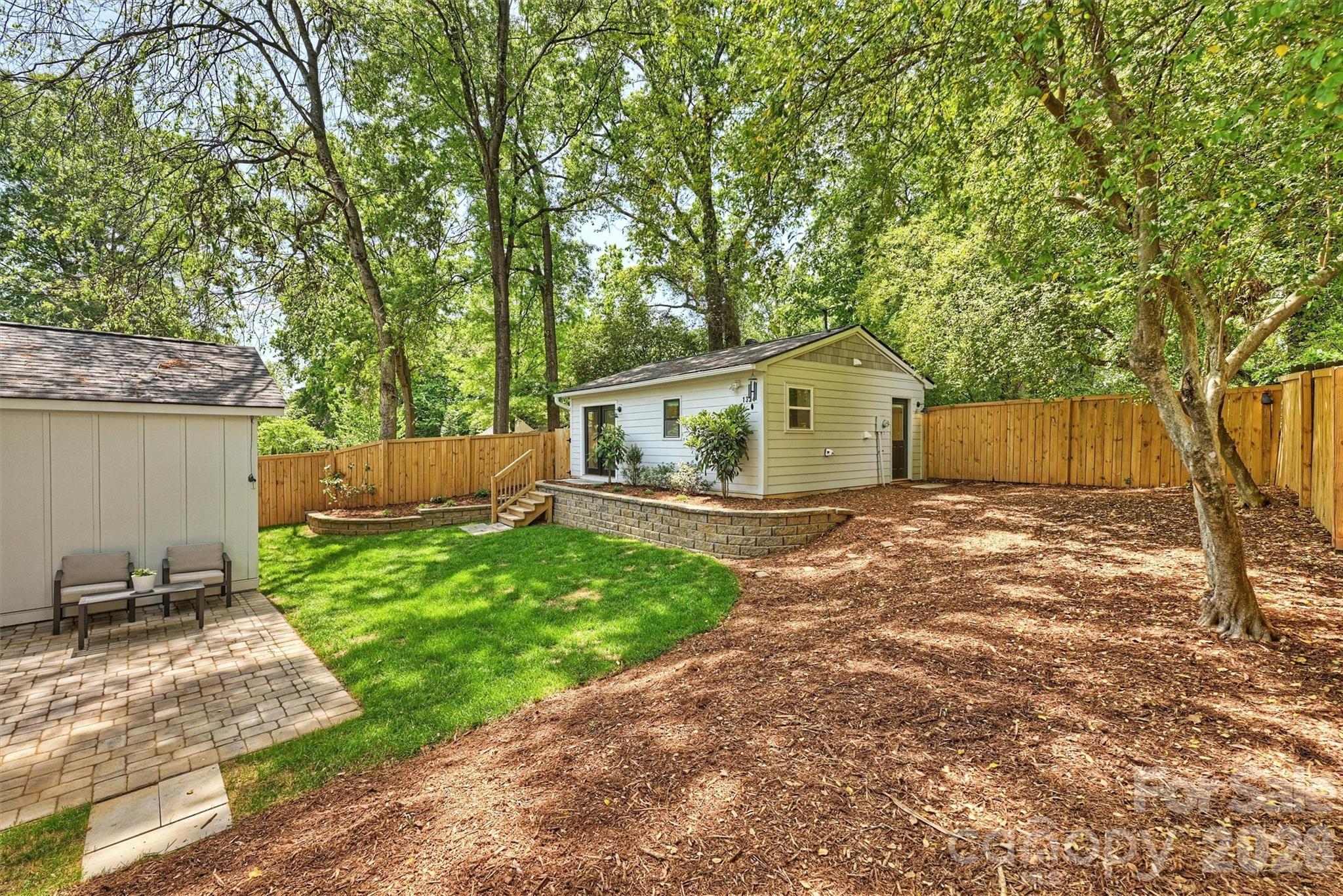 1320 Brook Road Charlotte, NC 28205 - Photo 20 of 37