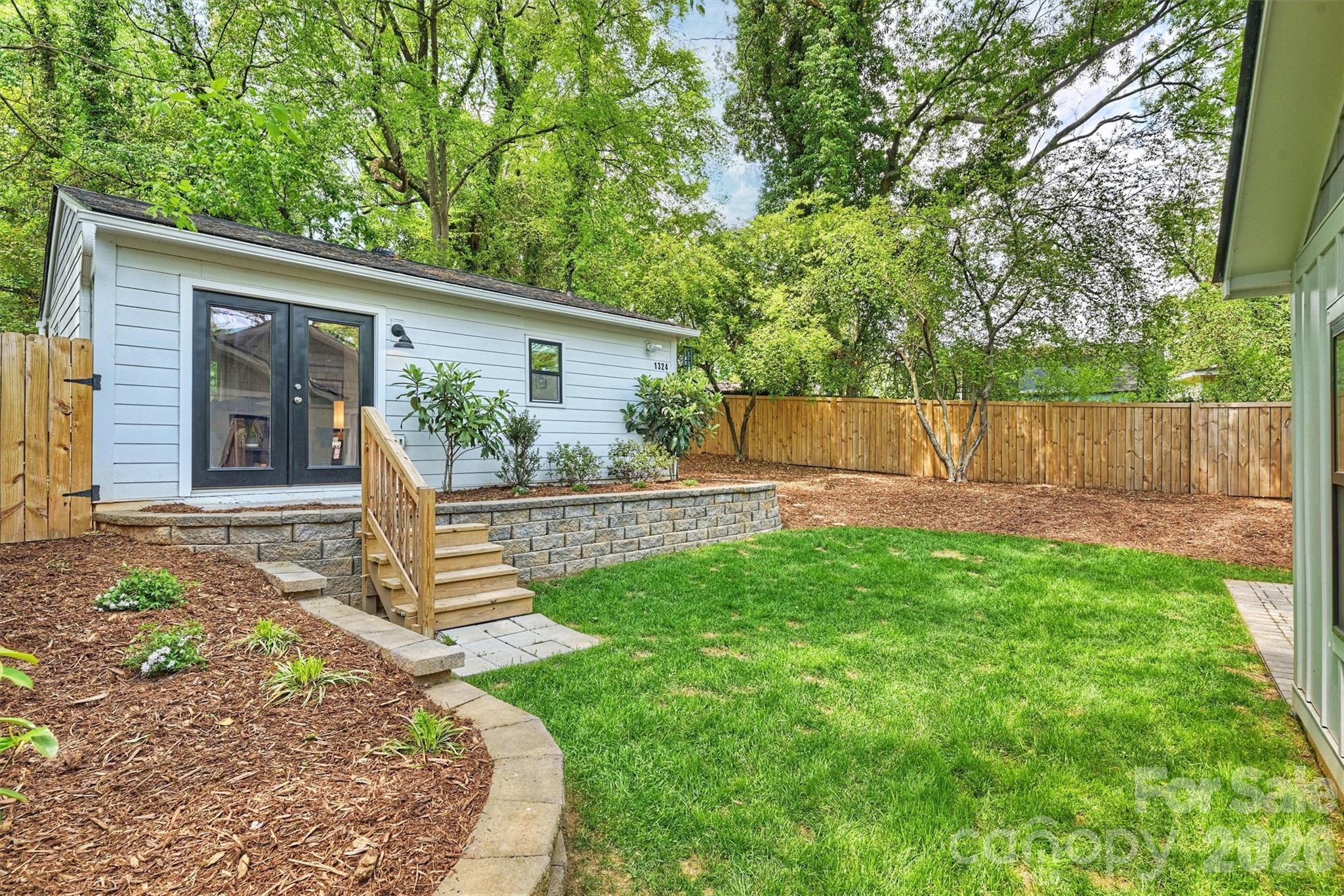 1320 Brook Road Charlotte, NC 28205 - Photo 29 of 37