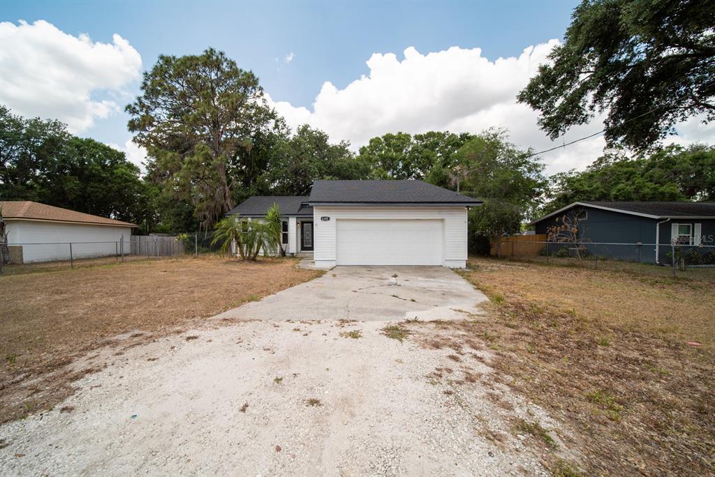 6345 Hatcher Road Lakeland, FL 33811 - Photo 19 of 41 a house with a outdoor space