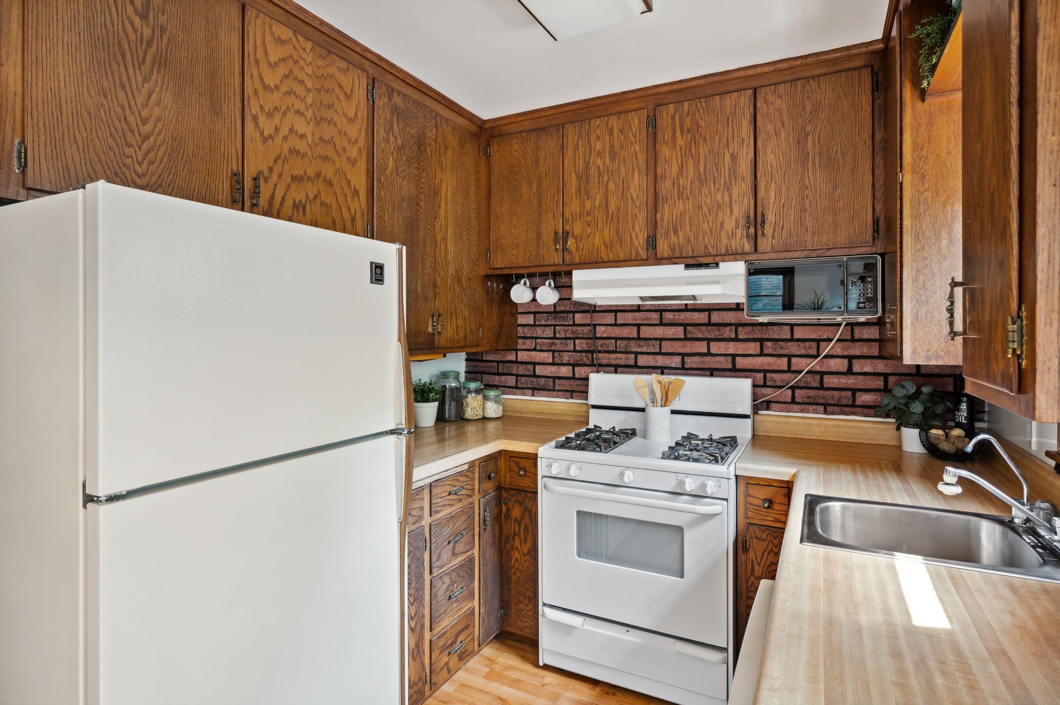 6338 Rambler Lane Mound, MN 55364 - Photo 12 of 29 Gallery Image 12