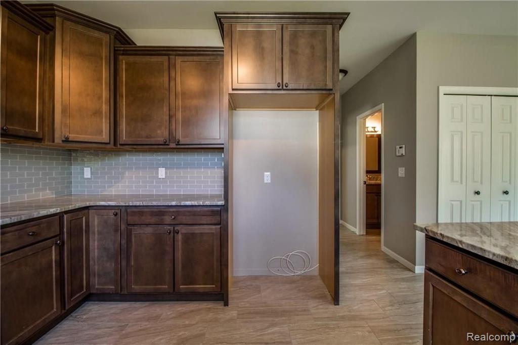 3108 Harrison Avenue Rochester Hills, MI 48307 - Photo 10 of 18