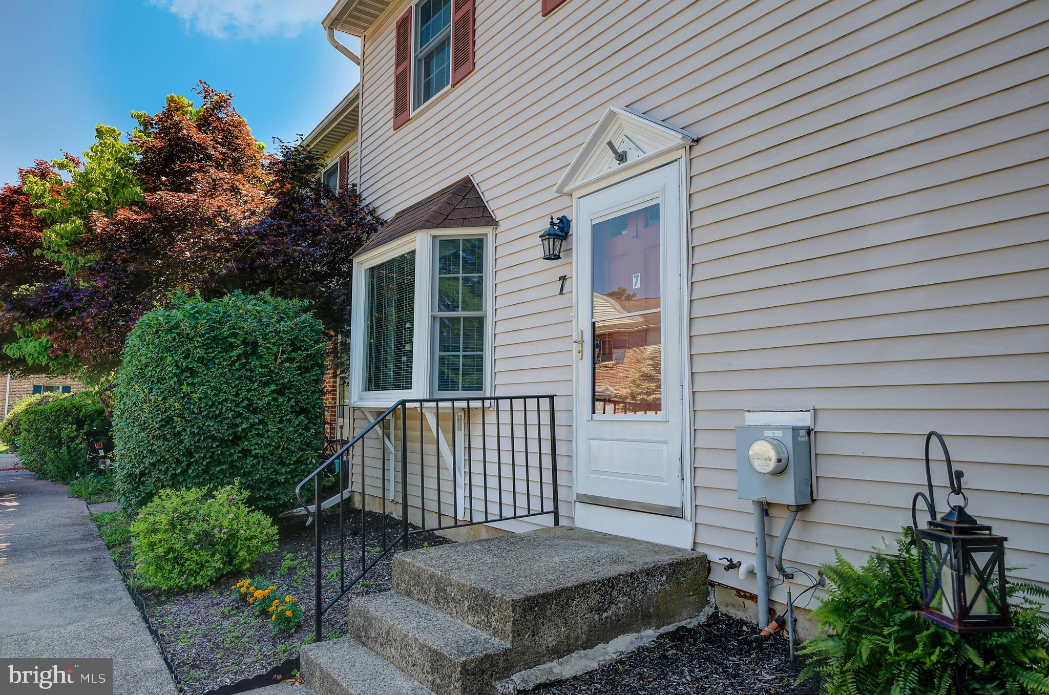 7 Independence Way Doylestown, PA 18901 - Photo 3 of 23 Front Door